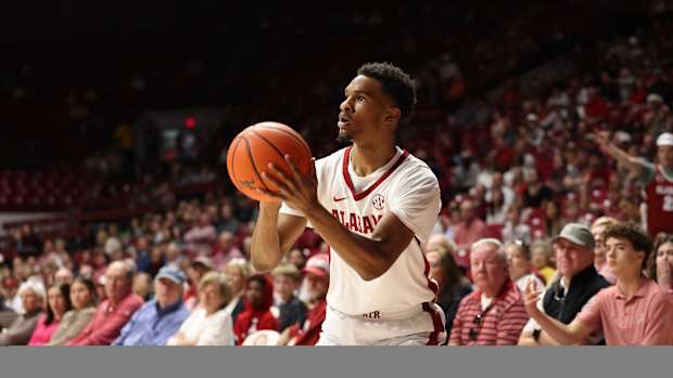 Alabama guard Rylan Griffen against Eastern Kentucky